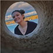 Soy estudiante con experiencia, ofrezco clases particulares de inglés, matemáticas, lengua. Hasta el nivel de 3ESO
